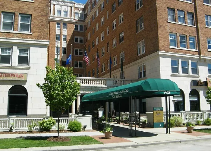 Milwaukee City Center Hotels